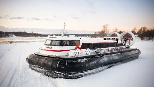 На Байкале для туристов будет работать судно на воздушной подушке