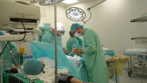Новосибирские врачи помогли женщине с врожденным пороком сердца родить