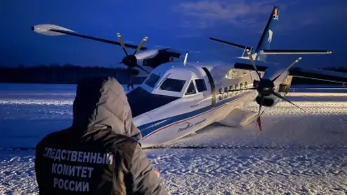 В Якутске самолет Л-410 при взлете ударился о землю
