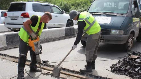 ​Дорожники приступили к ремонту деформационных швов на мостах через Качу и Мичурина