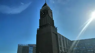 Главные городские часы Красноярска в честь Международного женского дня исполнят «Королеву красоты»