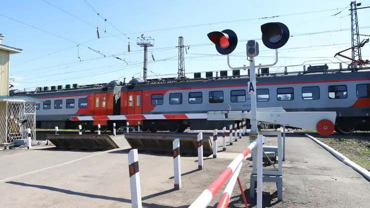 С вечера 16 июня до утра 19 июня будет ограничено движение через железнодорожный переезд в Дивногорском городском округе