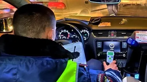 Почти 60 пьяных водителей поймали в Красноярске за выходные